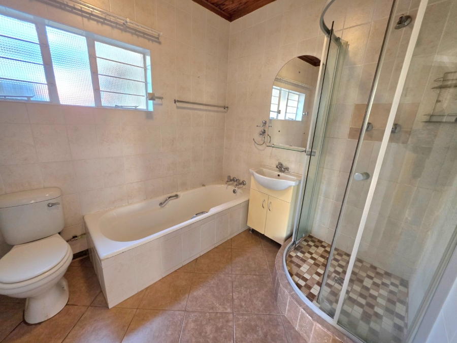 5 Bedroom Property for Sale in Panorama Free State